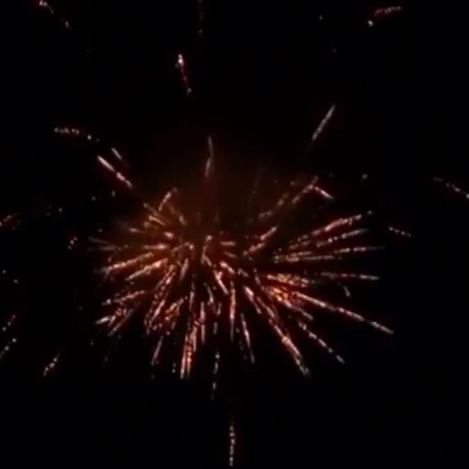 Premium Verbundfeuerwerk - Italian Power 2 - 80 Sek. Pyrotrade Italian Power 2 - Hochzeitsfeuerwerk Geburtstagsfeuerwerk Silvesterfeuerwerk