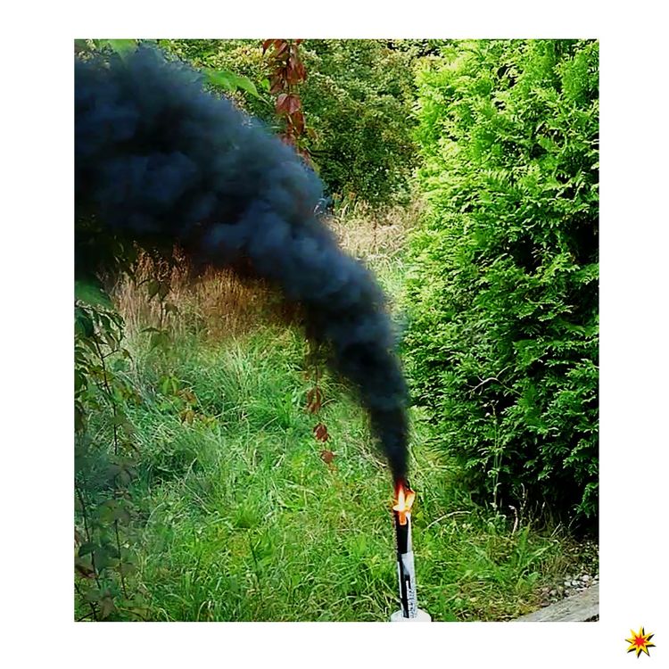 Schwarze Rauchfackel von Pyrotrade Handfackel Notfackel