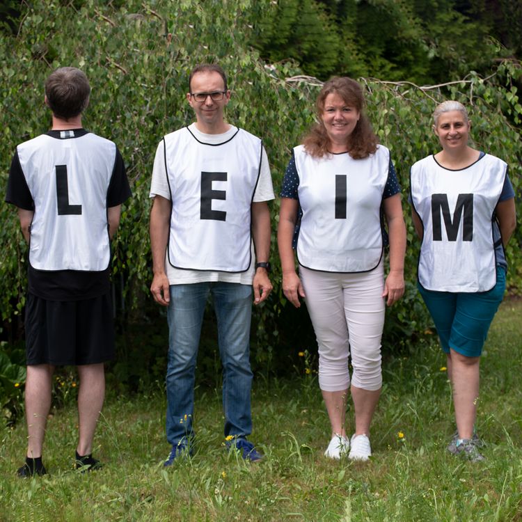 Lustiges Party Spiel Buchstaben Wort-Rätsel Hochzeit Geburtstag XXL Lustiges Party Spiel Buchstaben Wort-Rätsel Hochzeit Geburtstag XXL Onesize Tunika Party-Spiel Partykracher