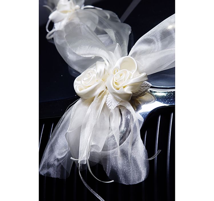 Autoschmuck Hochzeit Wedding Car Deko Rosenblüten creme 4-tlg. Deko-Set Autoschmuck Hochzeit Wedding Car Deko Rosenblüten creme 4-tlg. Deko-Set Autoschleife Motorhaube Blumen Rattanherzen mit Saufnäpfen Wedding-Car Hochzeitsauto