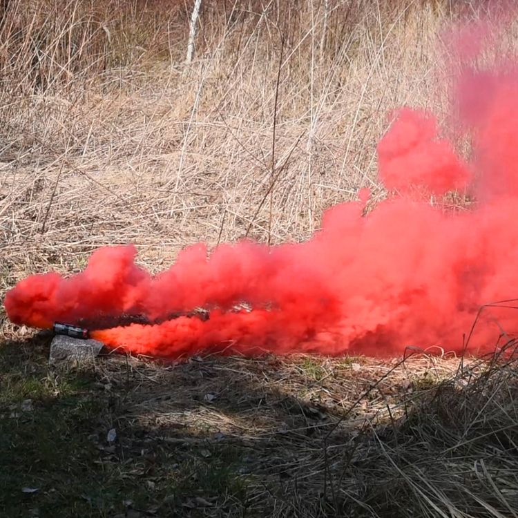 Nico Doppelsmoke Rot mit Reißzünder 50 Sek. Nico Doppelsmoke Rot mit Reißzünder 50 Sek.