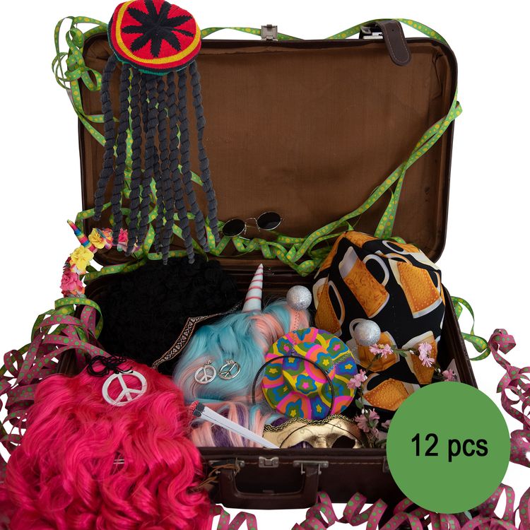 Fotobox Kostüm-Zubehör Hochzeit Geburtstag 12-tlg. Party-Spaß Übersicht über die Einzelteile in einem braunen Koffer mit dem Hinweis, dass es insgesamt 12 Accessoires sind