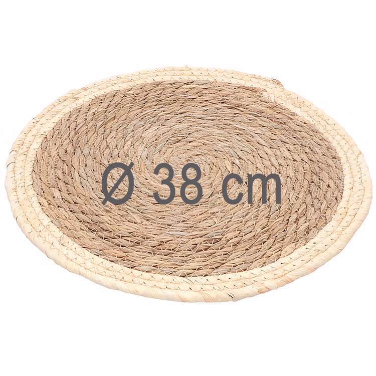 Platzset Stroh 38 cm Durchmesser Rundes Stroh-Platzset in Naturfarben mit eingeblendeter Maßangabe von 38 cm Durchmesser zur übersichtlichen Größenangabe.