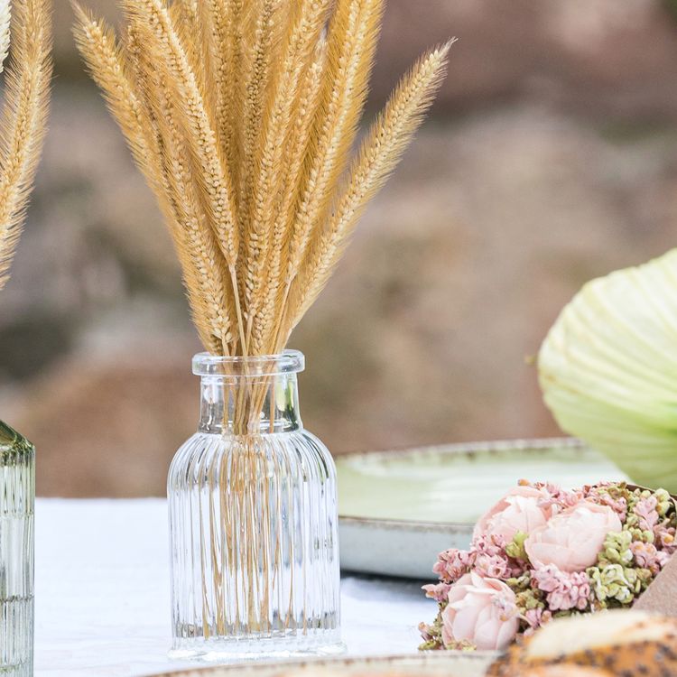 Vase Glasvase 4,3 x 7,4 cm Mini-Vase Deko-Vase Hochzeits-Tisch Geburtstag Gelbe Deko-Vase klein von Vorne