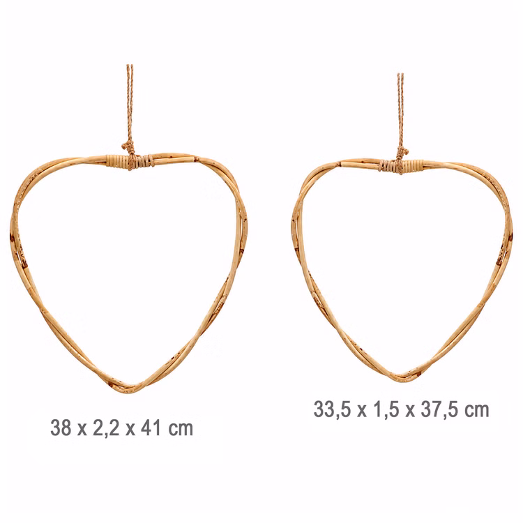 Rattan-Herzen 2er Set Natur 38 & 33 cm Deko-Herzen zum Basteln SALE Hochzeit Dekoration Bastelbedarf Türdeko Geschenk Natürliche Rattan-Herzen zum Hängen im 2er-Set mit Maßangaben.