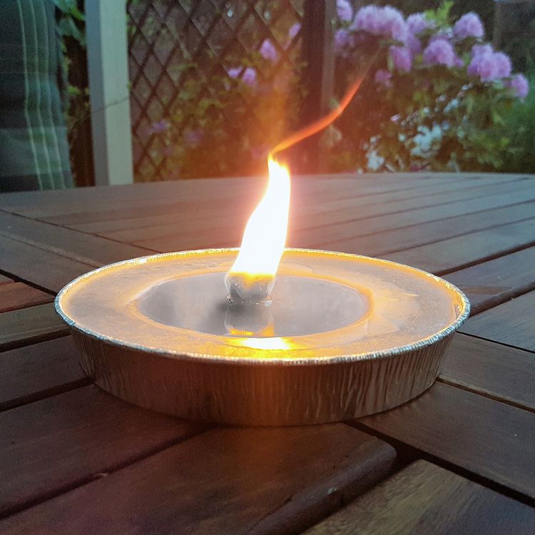 10 Flammschalen 7h Brennzeit 10 Flammschalen mit 8 Stunden Brennzeit Garten Dekoration XXL Kerze Partyfeuer Deko Tischdeko Gartenlicht 10 Stück Outdoorkerze