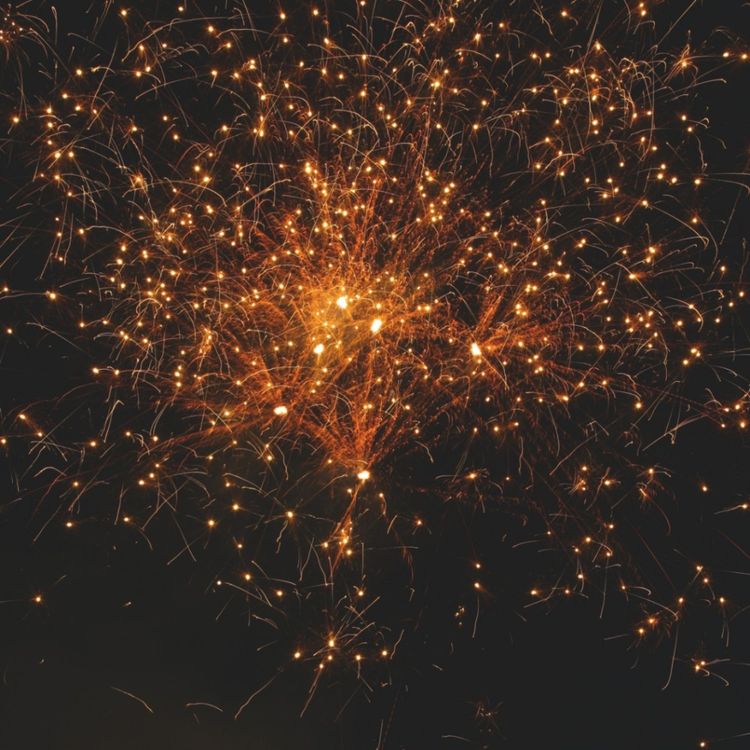 Verbundfeuerwerk Hypnotica 120 Sekunden von Weco Weco Hypnotica Verbundfeuerwerk - Feuerwerk Hochzeit Geburtstag Silvester